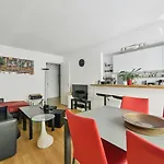 Appartement Design Pour Les Amateurs De Modernite